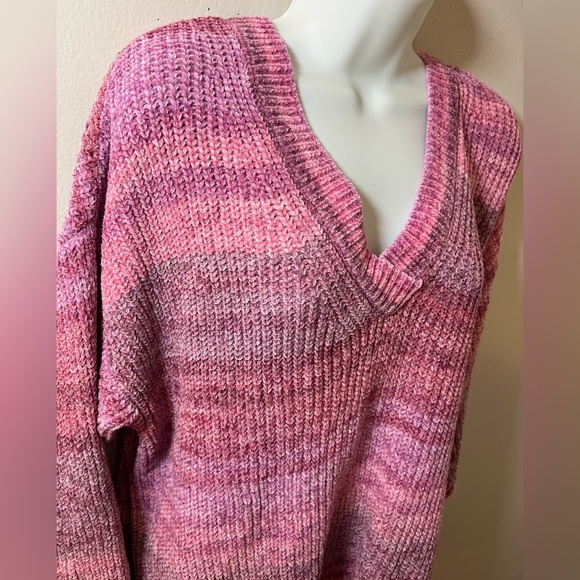 SEVEN7 Chenille Magenta Haze Ombre Knit Super Soft Cozy NEW XXL V-Neck Sweater - Picture 5 of 7